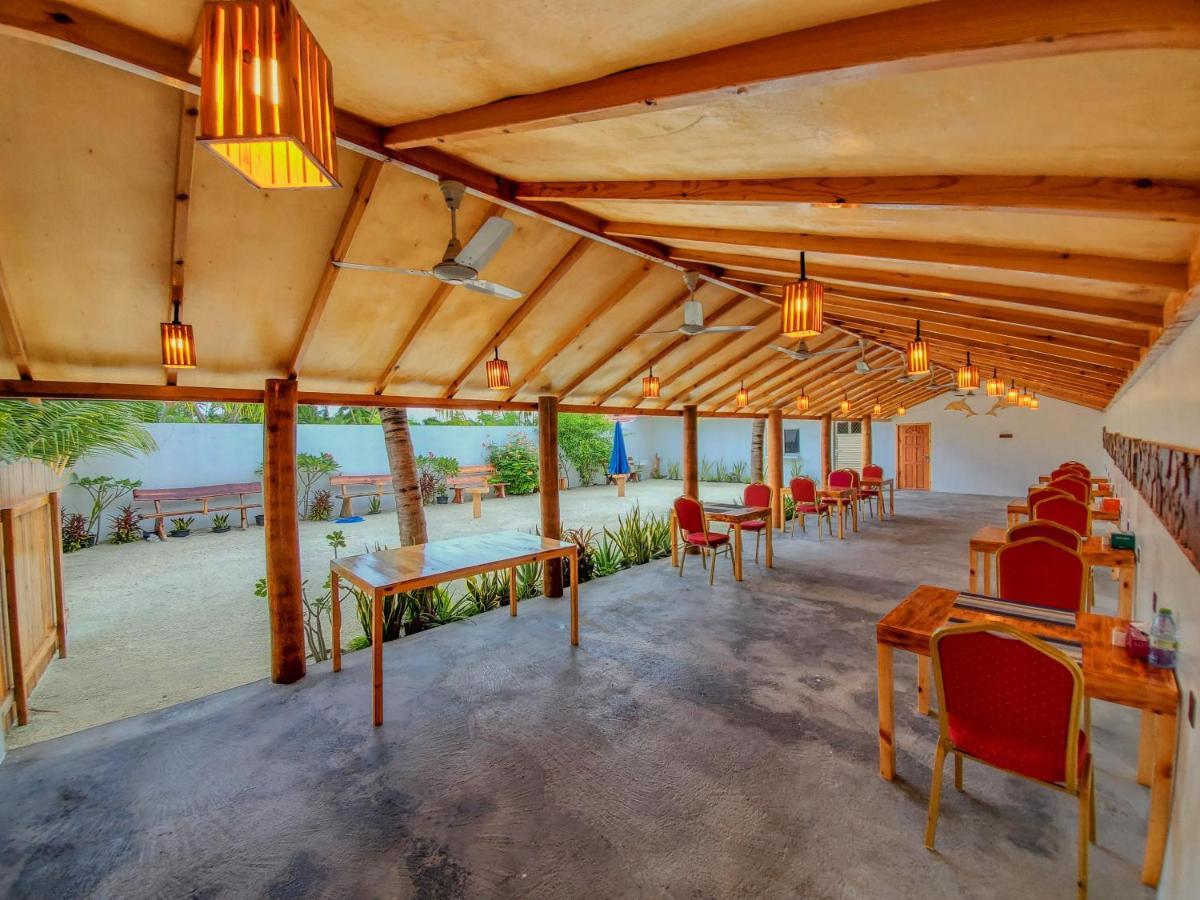 Thila Farm View Hotel Thoddoo Bagian luar foto