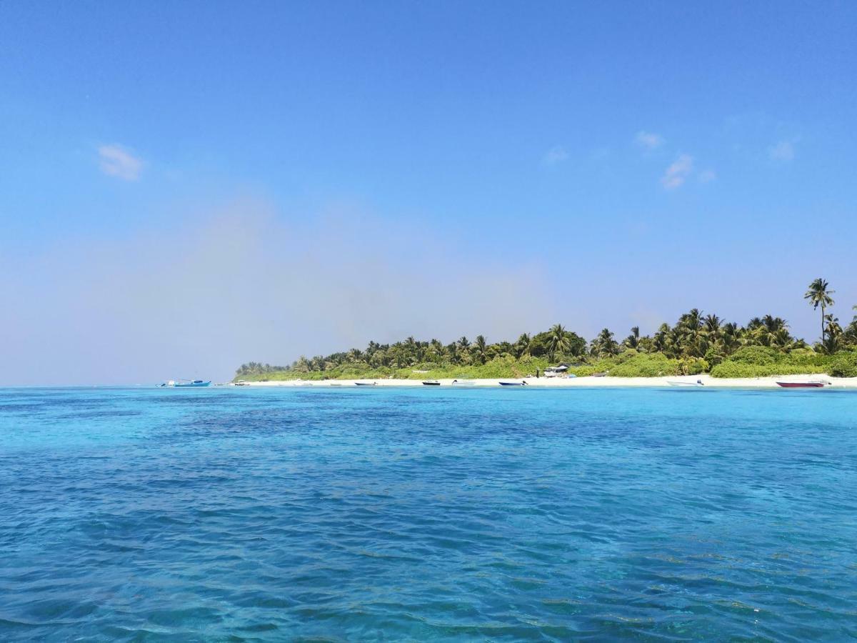 Thila Farm View Hotel Thoddoo Bagian luar foto