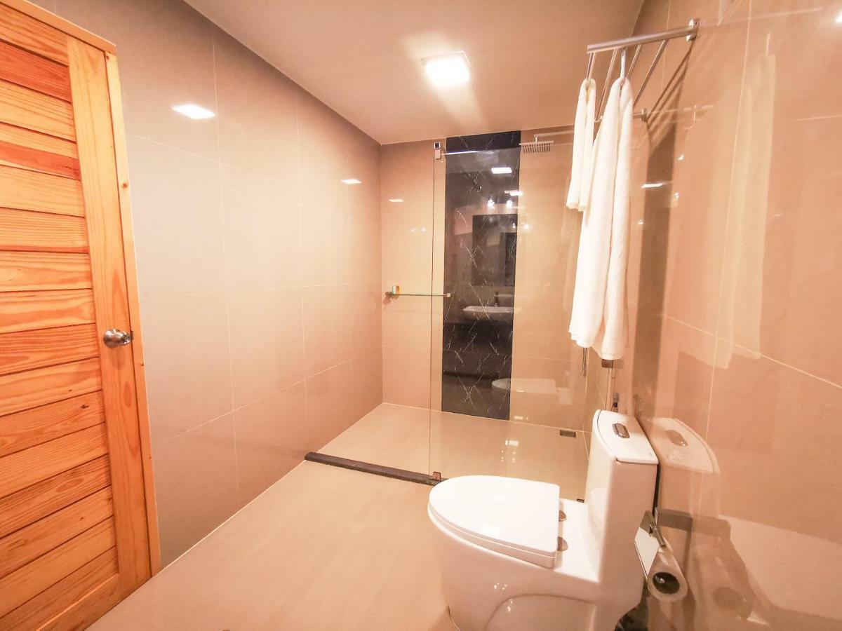 Thila Farm View Hotel Thoddoo Bagian luar foto