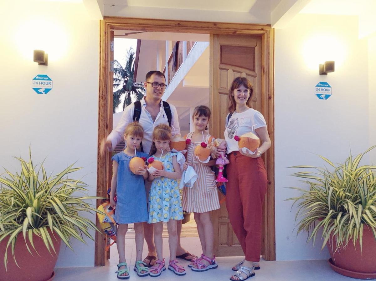 Thila Farm View Hotel Thoddoo Bagian luar foto